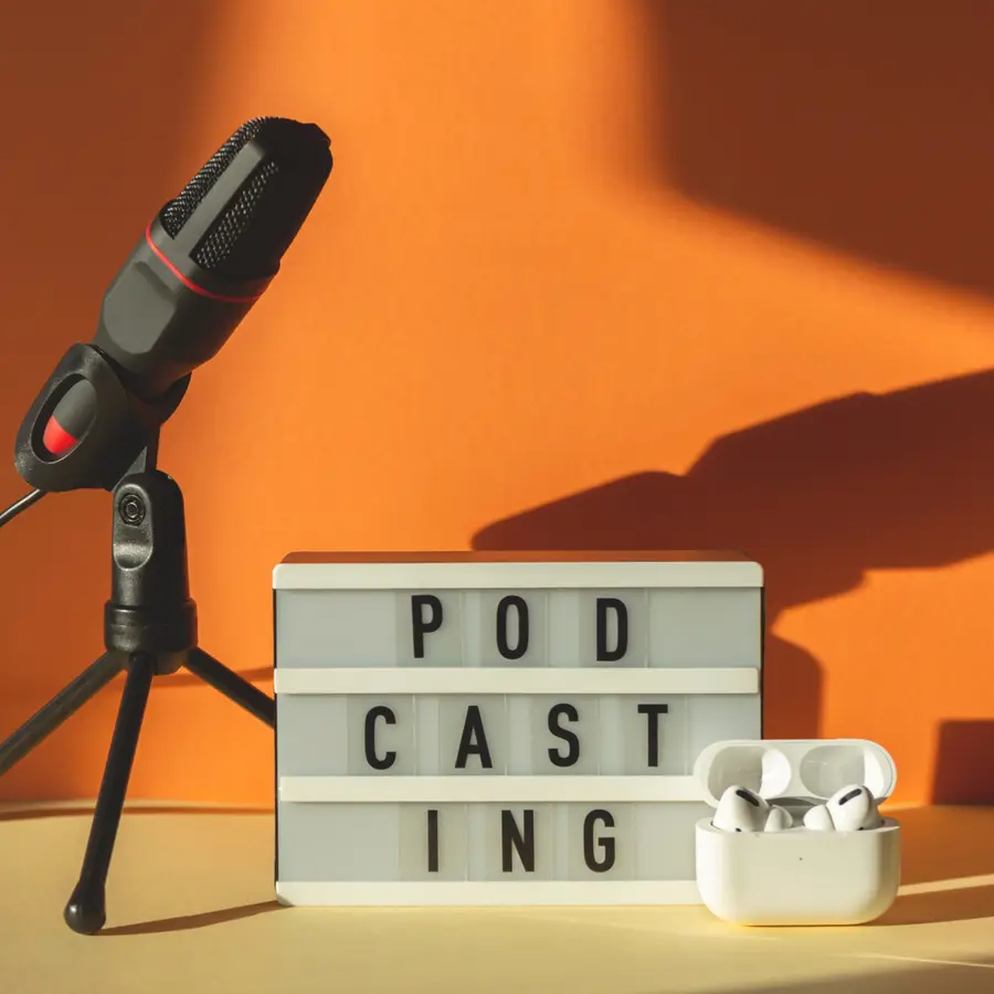 Podcasts To Listen To At Work